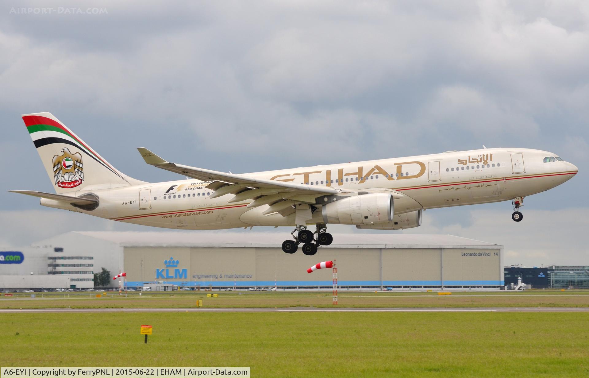 A6-EYI, 2006 Airbus A330-243 C/N 730, Etihad A332 landing in AMS