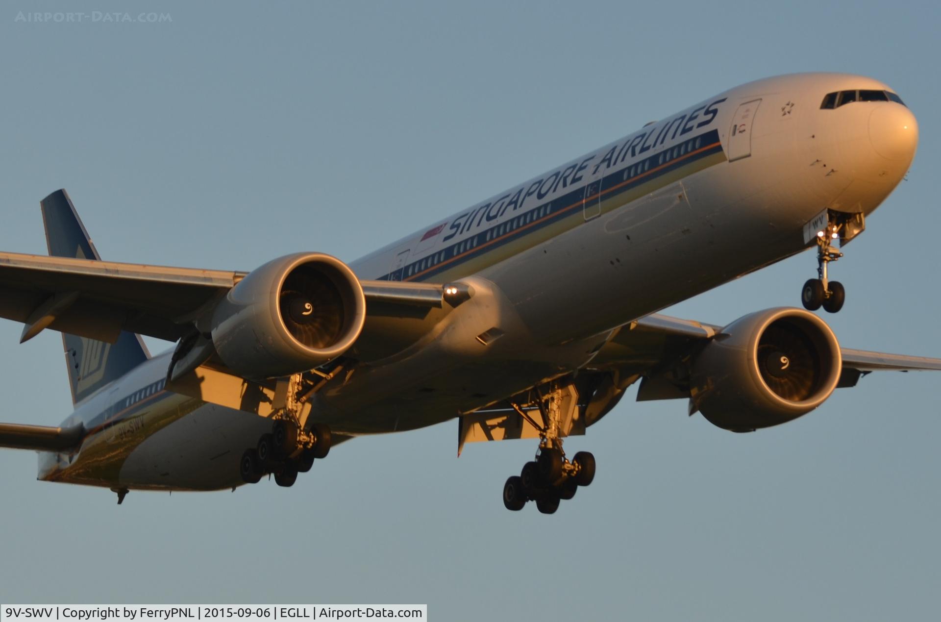 9V-SWV, 2013 Boeing 777-312/ER C/N 42236, Singapoer B773 on finals