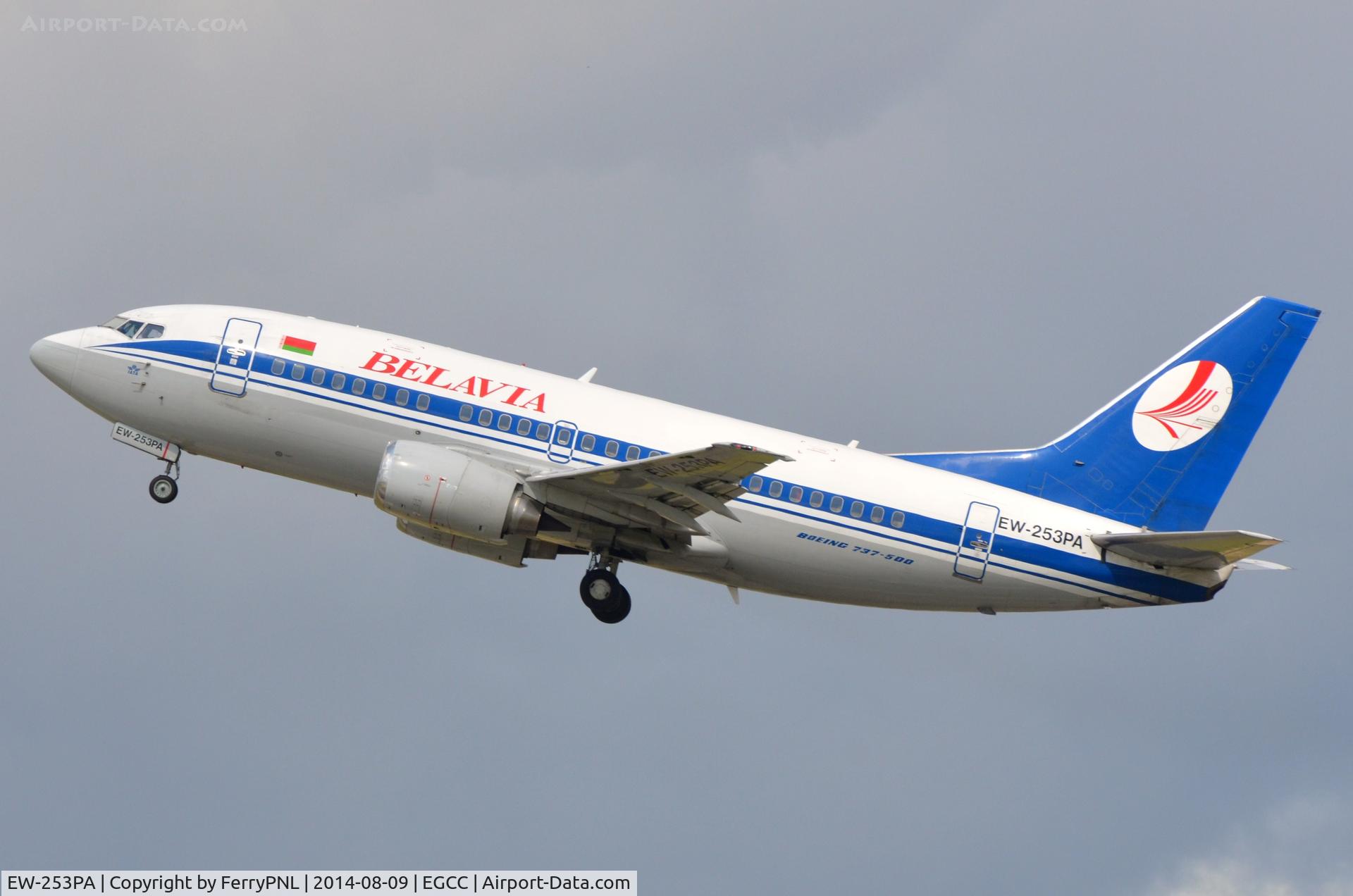 EW-253PA, 1995 Boeing 737-524 C/N 26339, Belavia B735 lifting-off