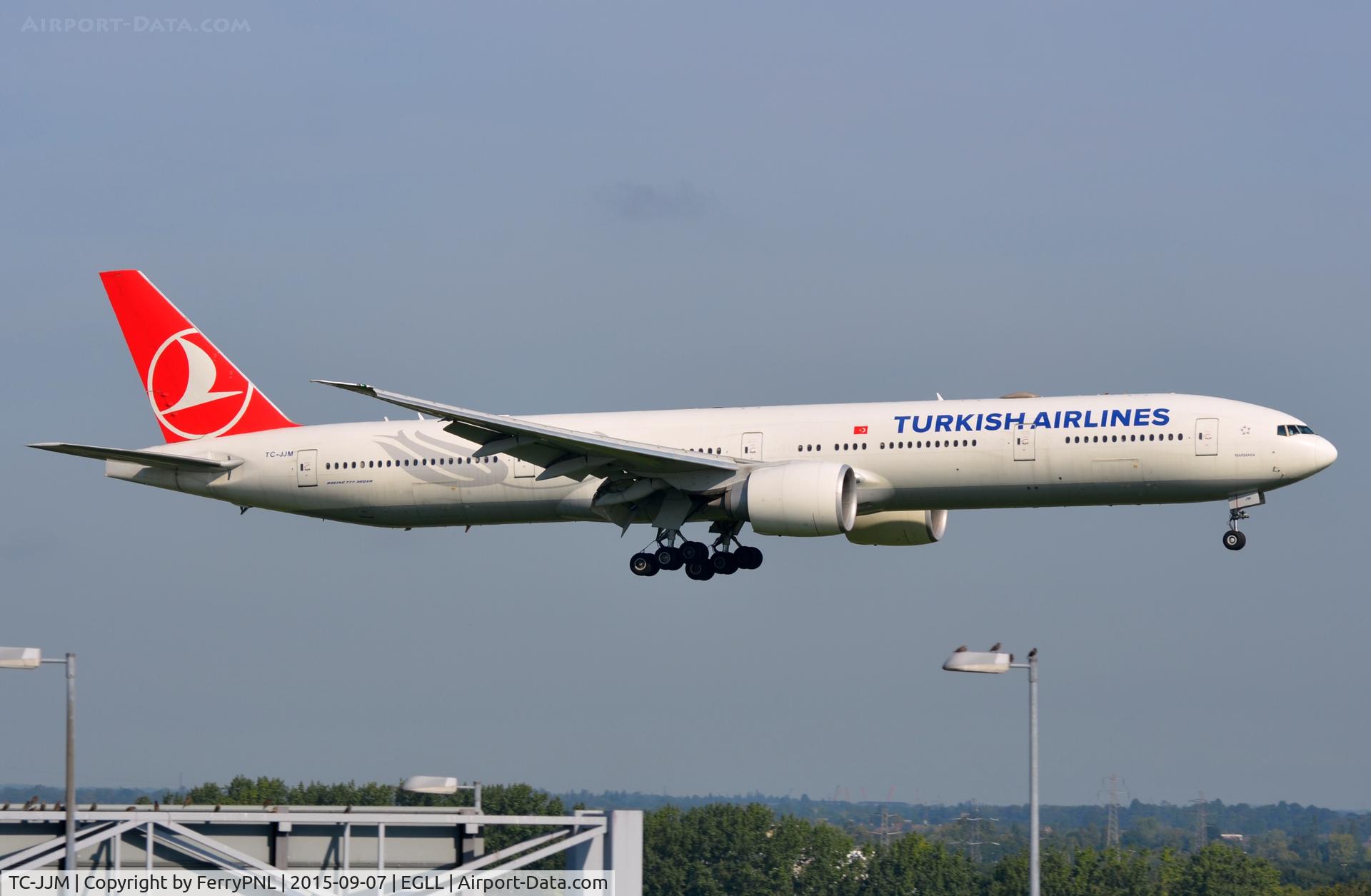 TC-JJM, 2011 Boeing 777-3F2/ER C/N 40794, Turkish B773 landing in London