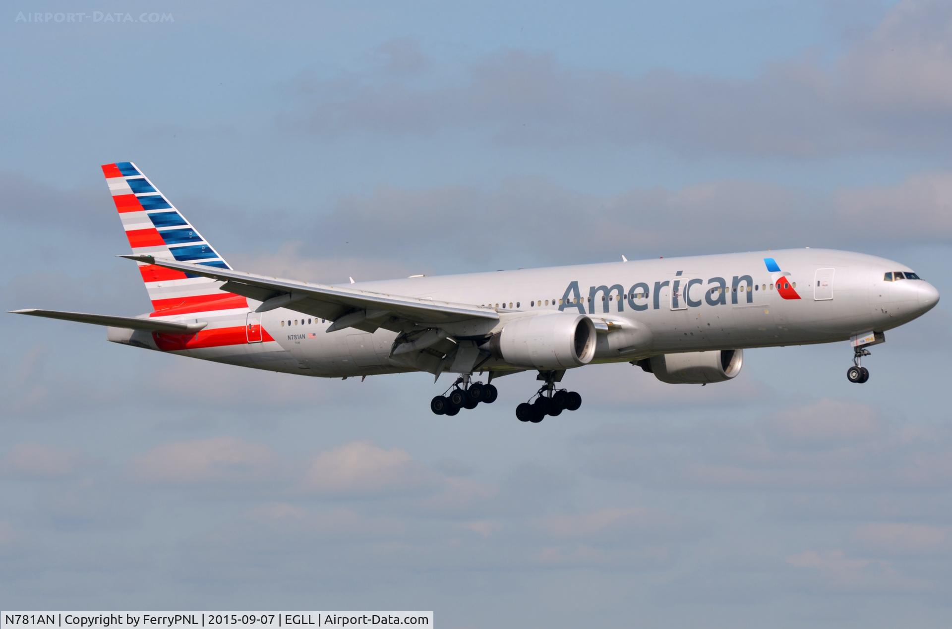 N781AN, 2000 Boeing 777-223 C/N 29586, American B772 at LHR
