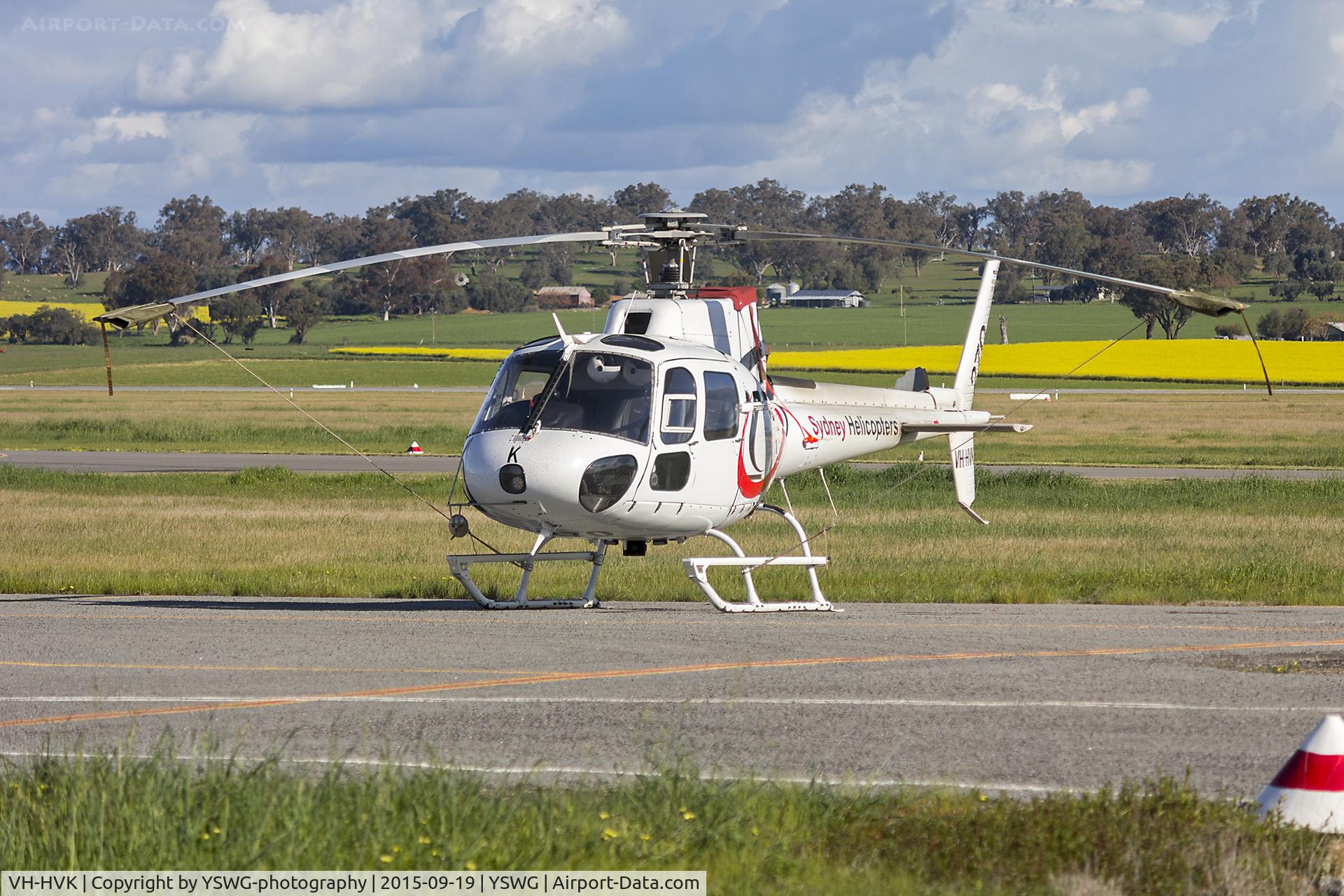 VH-HVK, 1985 Eurocopter AS-350B Ecureuil Ecureuil C/N 1843, Sydney Helicopters (VH-HVK) Aerospatiale AS-350B Ecureuil at Wagga Wagga Airport.
