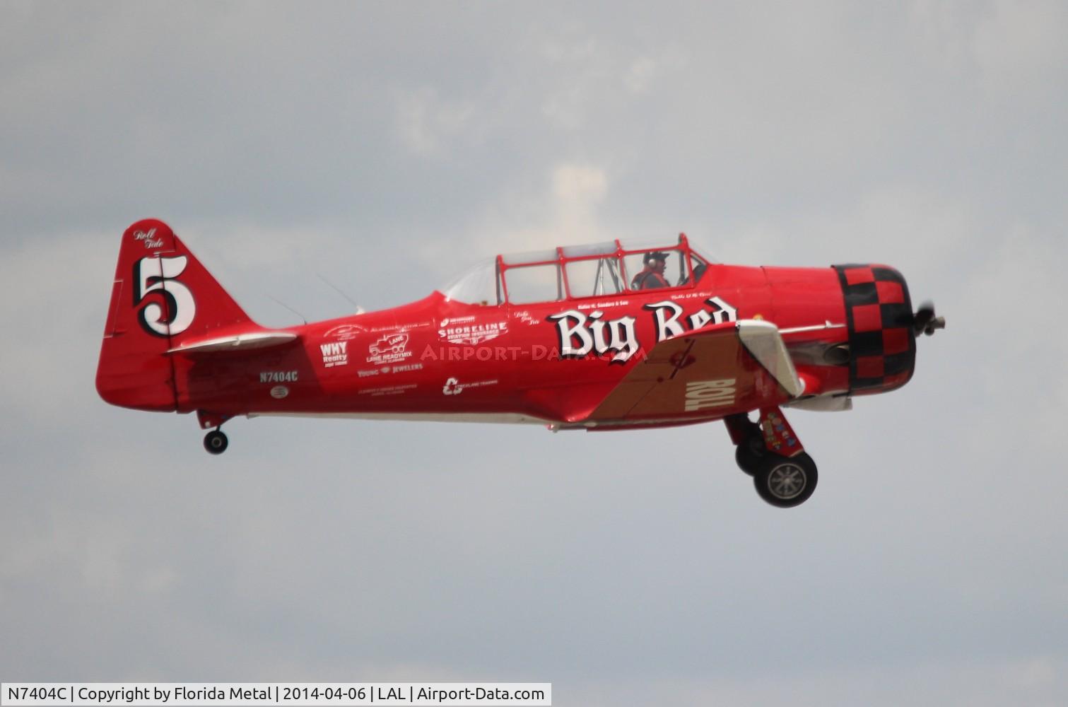 N7404C, 1943 North American SNJ-4 Texan C/N 88-14124, SNJ-4