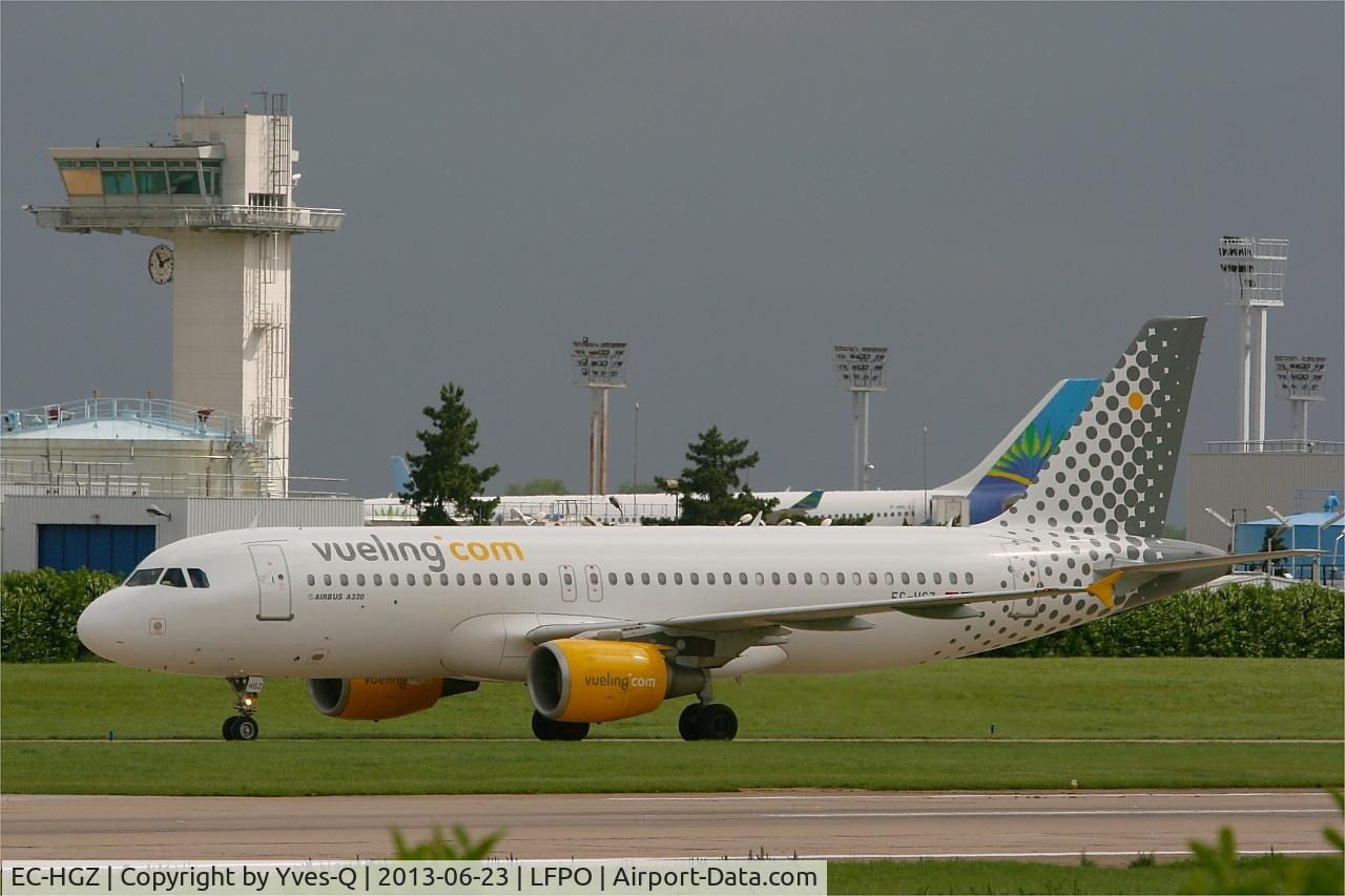 EC-HGZ, 2000 Airbus A320-214 C/N 1208, Airbus A320-214, Taxiing to boarding area, Paris-Orly Airport (LFPO-ORY)