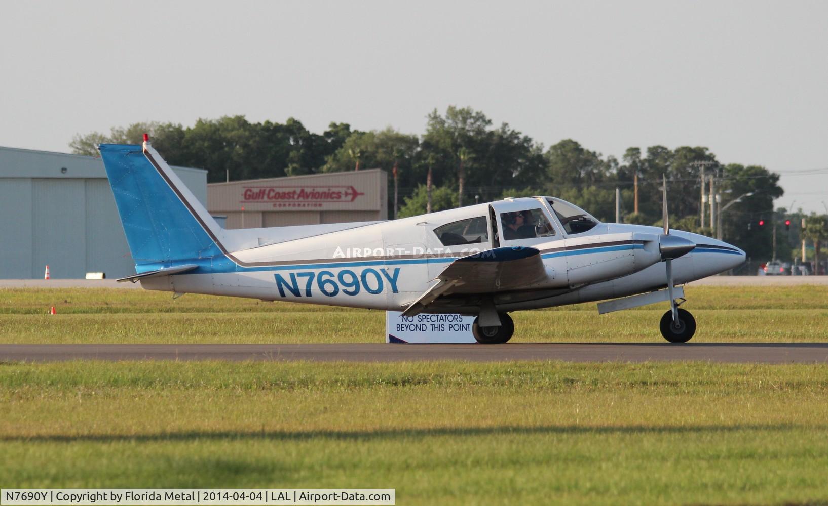 N7690Y, 1965 Piper PA-30 Twin Comanche Twin Comanche C/N 30-771, Piper PA-30