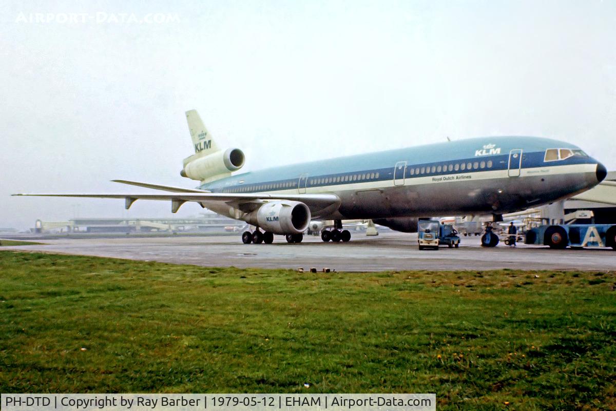 PH-DTD, 1973 Douglas DC-10-30 C/N 46553, McDonnell Douglas DC-10-30 [46553] (KLM-Royal Dutch Airlines) Amsterdam-Schiphol~PH 12/05/1979. From a slide.