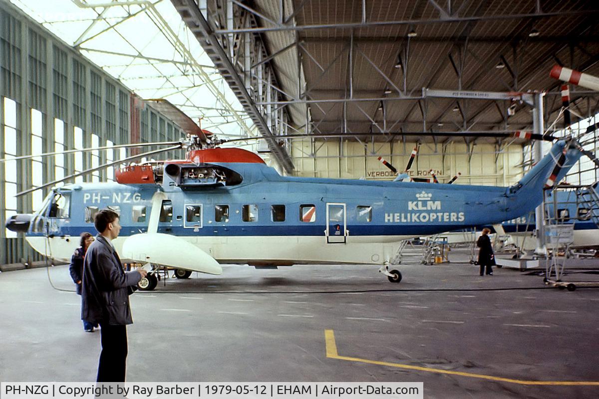 PH-NZG, Sikorsky S-61N C/N 61753, Sikorsky S-61N [61753] (KLM Helicopters) Amsterdam-Schiphol~PH 12/05/1979/. From a slide different KLM markings.