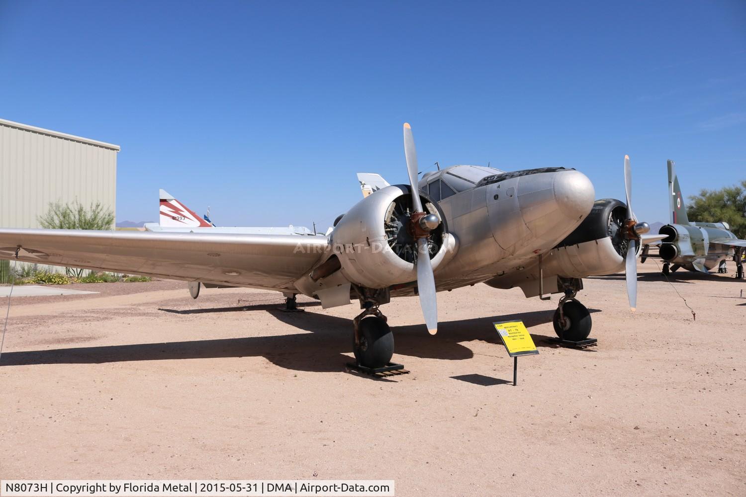 N8073H, Beech AT-7 C/N 42-2438, Beech AT-7