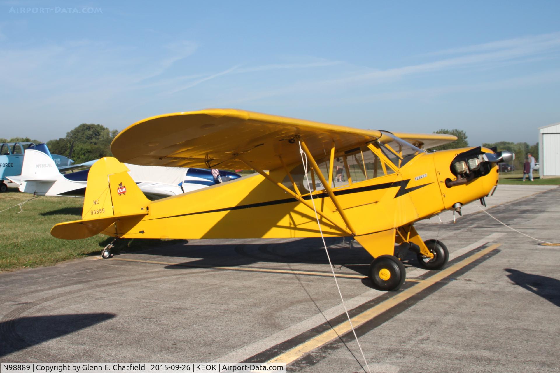 N98889, 1946 Piper J3C-65 Cub C/N 19105, At the L-bird fly in