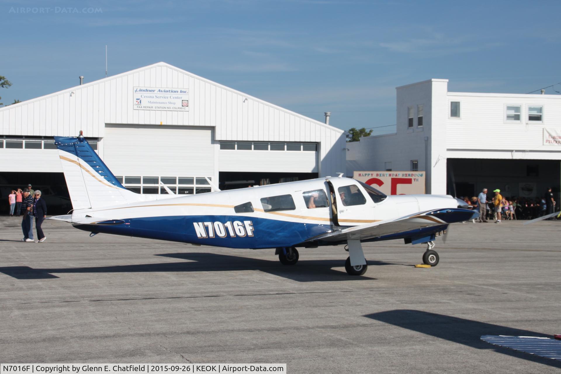 N7016F, 1976 Piper PA-32R-300 Cherokee Lance C/N 32R-7780052, At the L-bird fly in