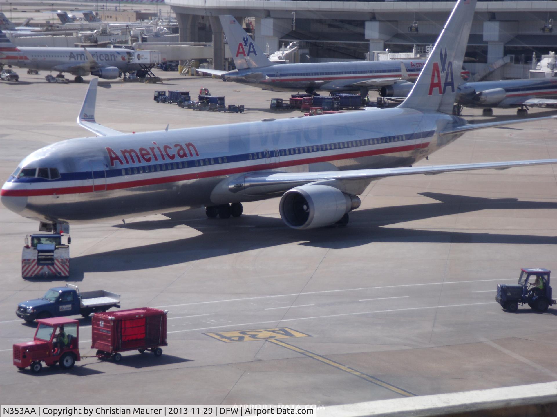 N353AA, 1988 Boeing 767-323 C/N 24034, 1988 Boeing 767-300ER