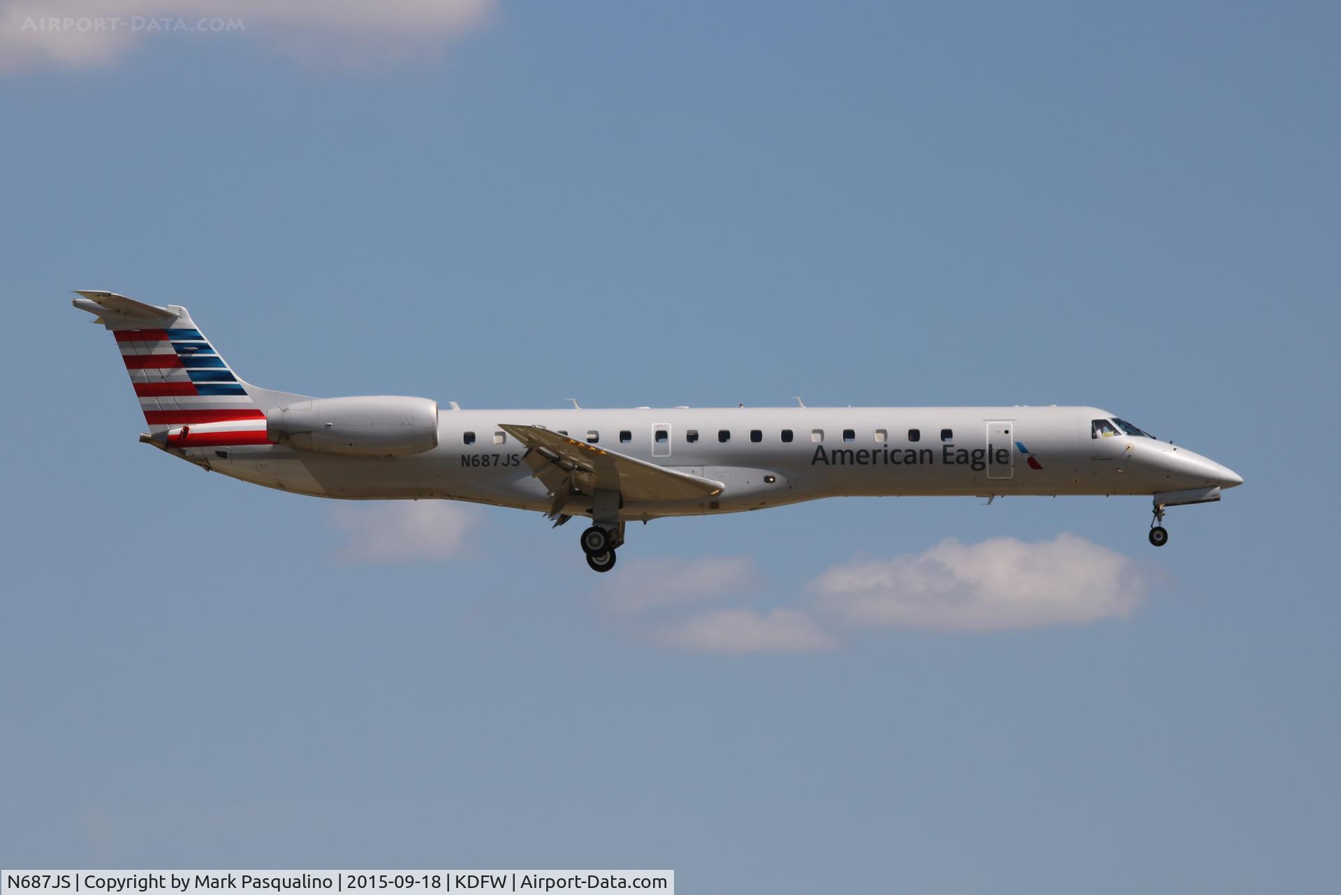 N687JS, 2004 Embraer ERJ-145LR (EMB-145LR) C/N 14500846, EMB-145LR