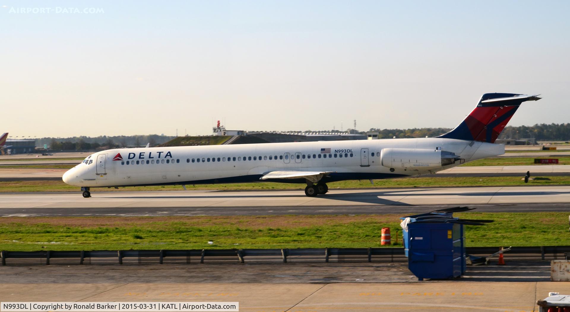N993DL, 1991 McDonnell Douglas MD-88 C/N 53345, Taxi Atlanta