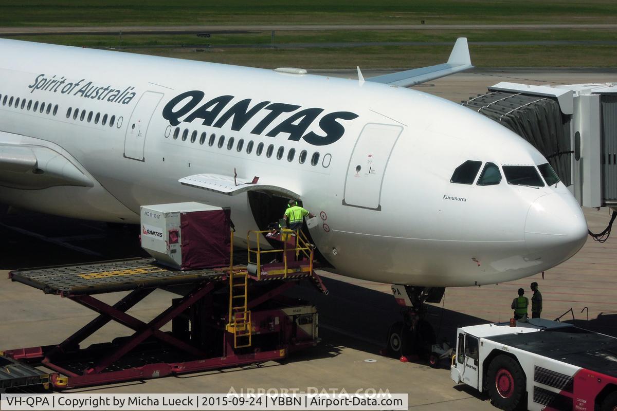 VH-QPA, 2003 Airbus A330-303 C/N 0553, At Brisbane