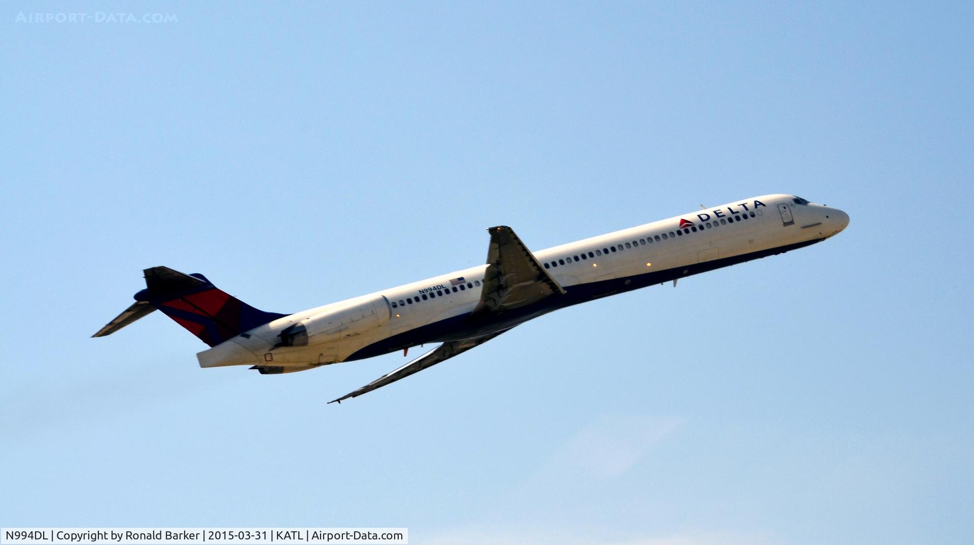 N994DL, 1991 McDonnell Douglas MD-88 C/N 53346, Taxi Atlanta