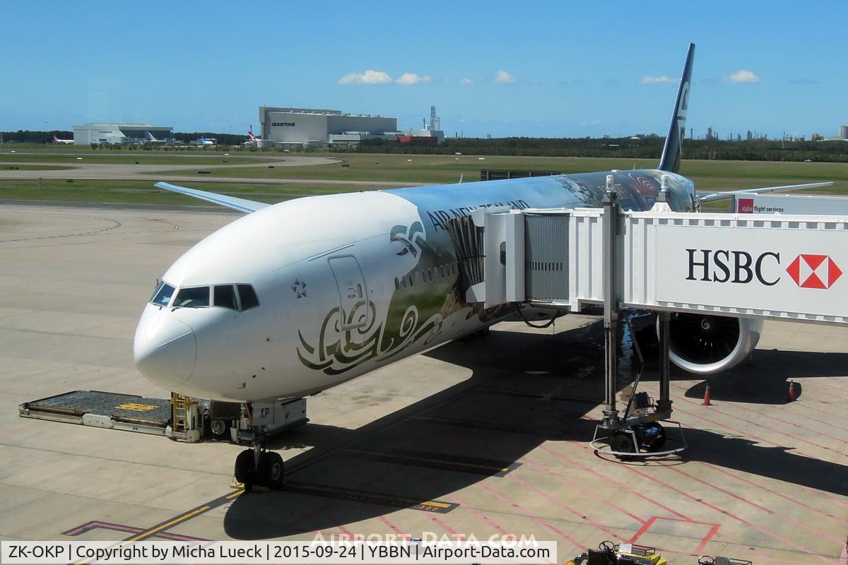 ZK-OKP, 2011 Boeing 777-306/ER C/N 39041, The Hobbit plane