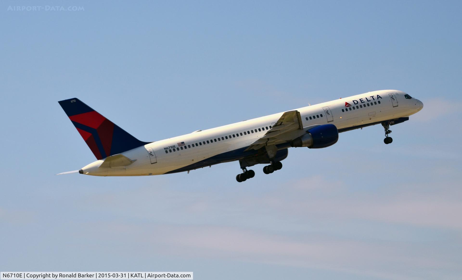 N6710E, 2000 Boeing 757-232 C/N 30482, Takeoff Atlanta