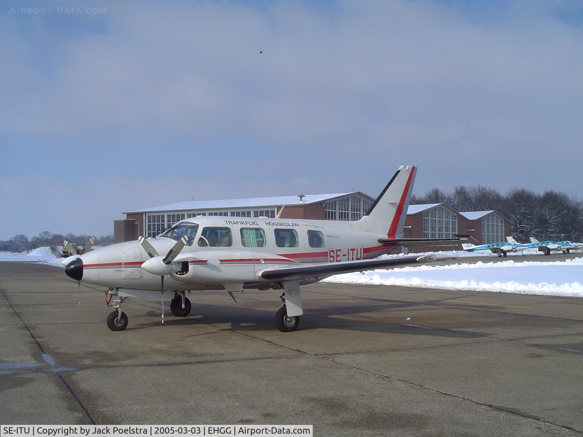 SE-ITU, Piper PA-31-310 Navajo C/N 318012085, Trafiksflyg Hogskolan  at GRQ airport