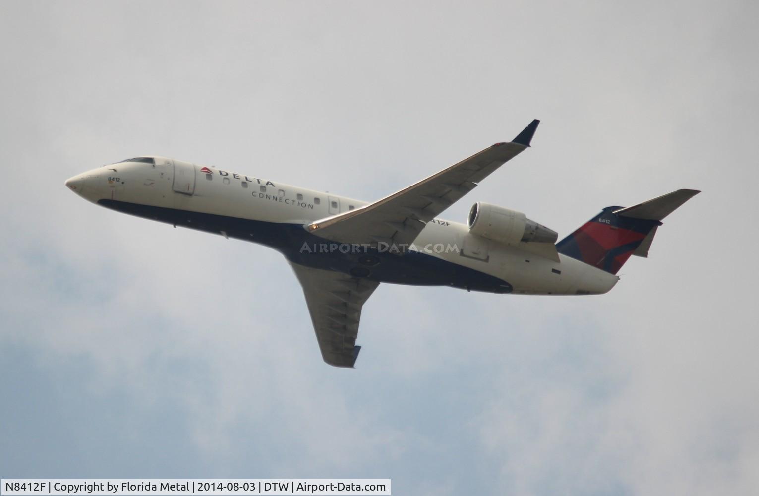N8412F, 2000 Bombardier CRJ-200LR (CL-600-2B19) C/N 7412, Delta Connection