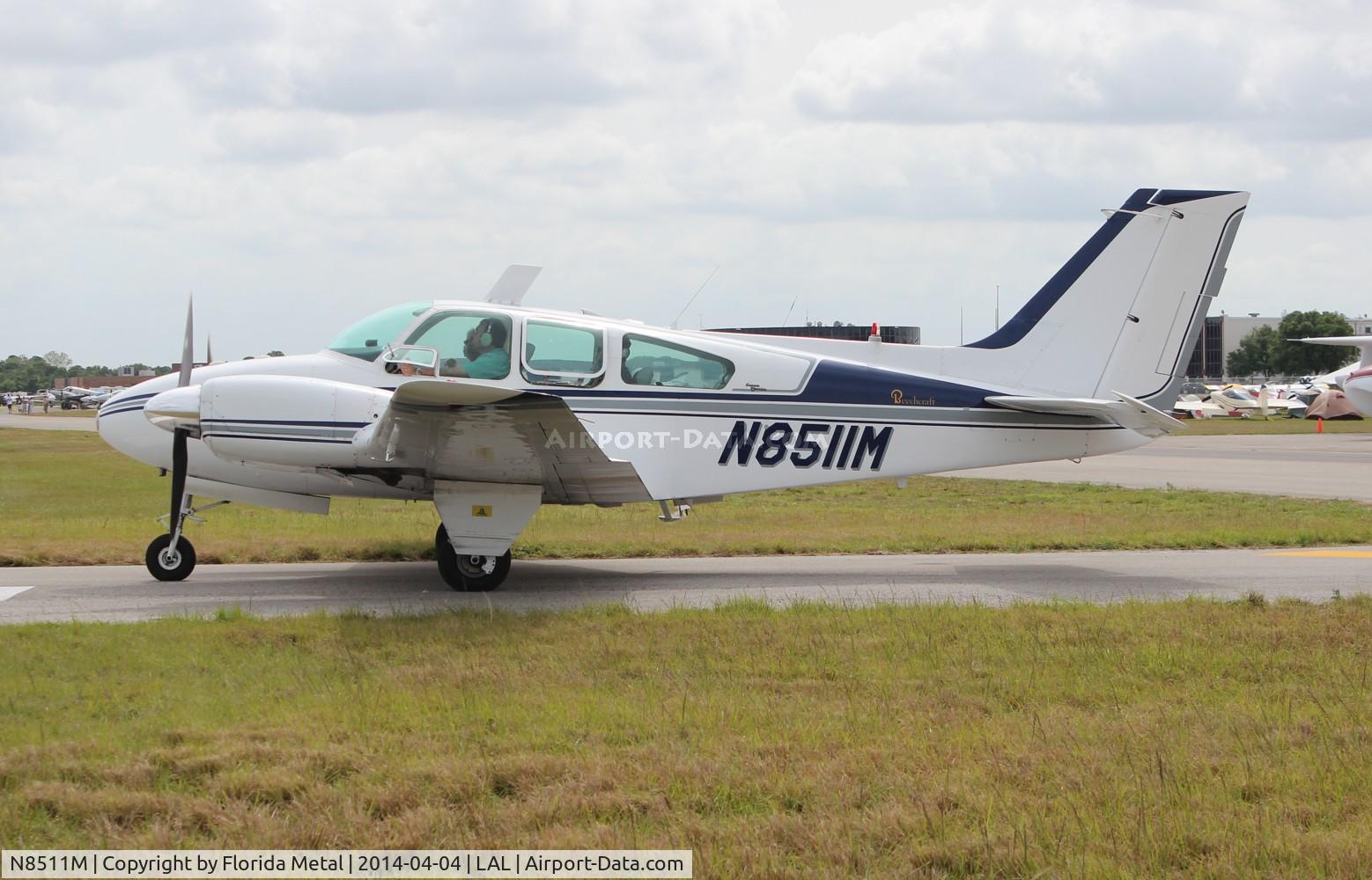 N8511M, 1963 Beech 95-A55 Baron C/N TC-472, Beech 55