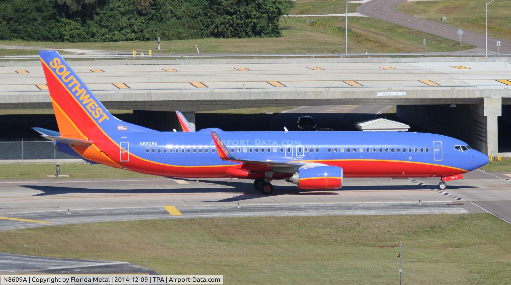 N8609A, 2013 Boeing 737-8H4 C/N 36893, Southwest