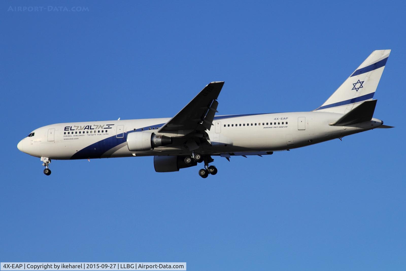 4X-EAP, 1990 Boeing 767-3Y0 C/N 24953, Fly in from Milano, Italia, landing on runway 30.