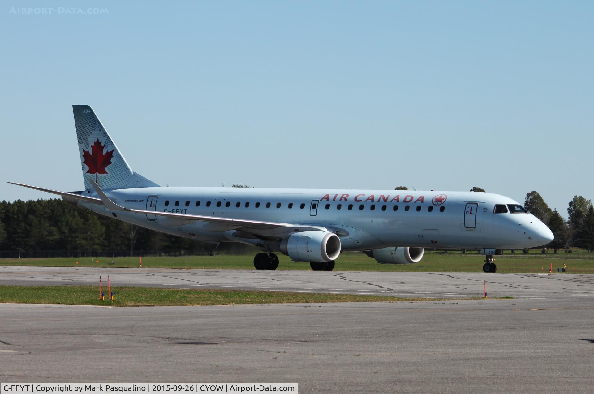 C-FFYT, 2005 Embraer 190AR (ERJ-190-100IGW) C/N 19000018, ERJ 190-100 IGW