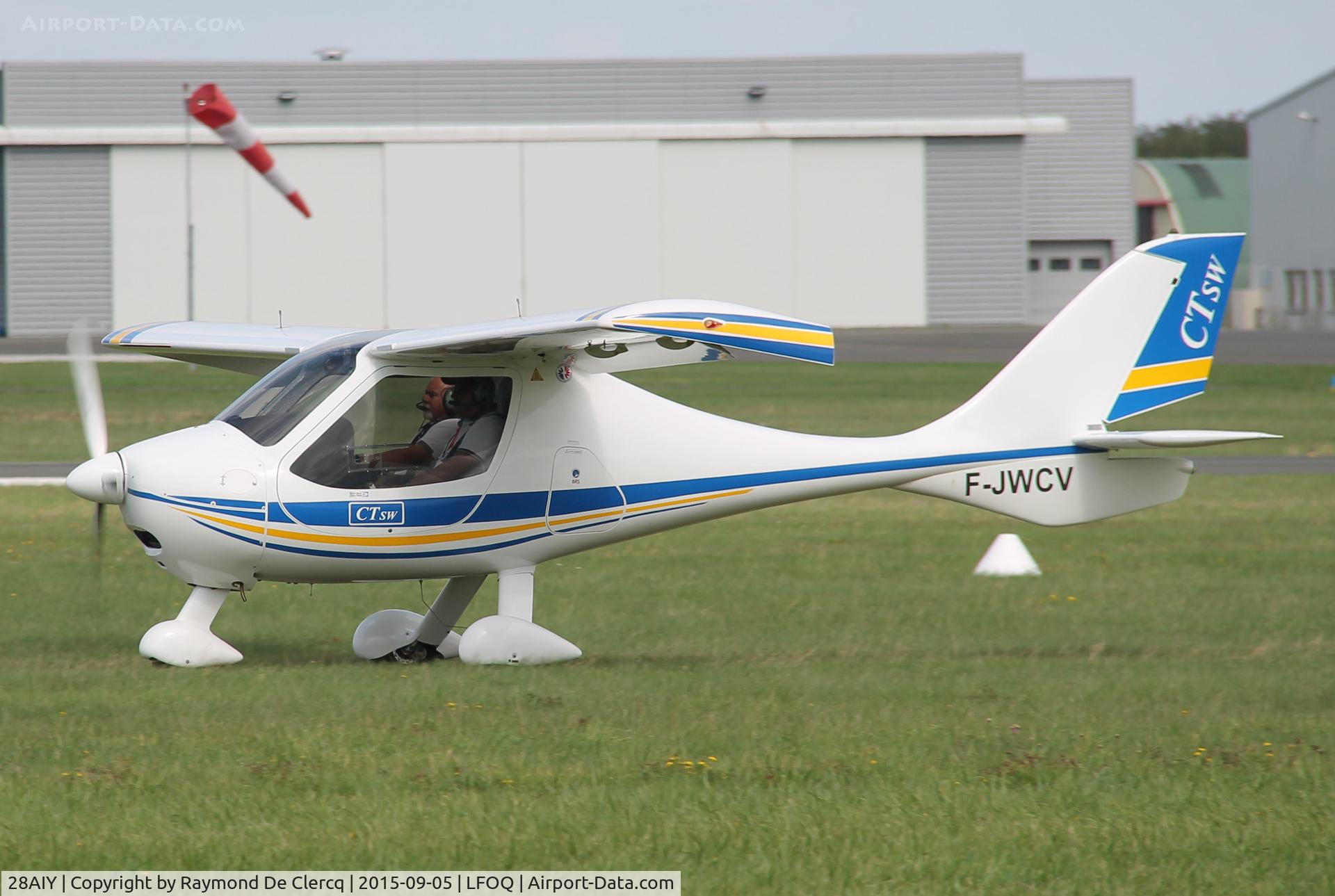 28AIY, 2008 Flight Design CTSW C/N 08-05-21, ULM salon Blois.