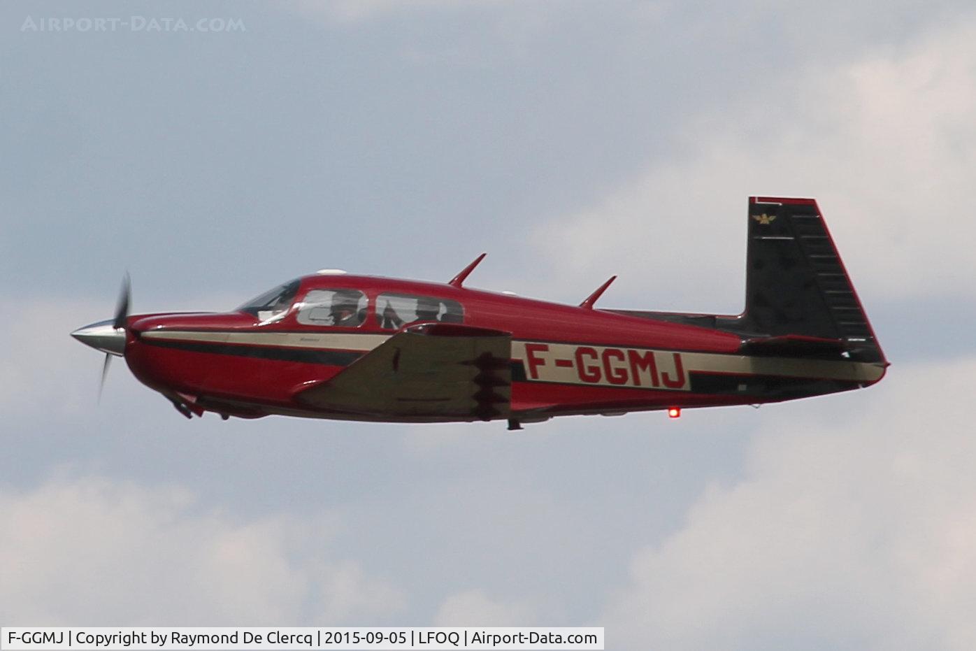 F-GGMJ, Mooney M20J 201 C/N 24-3045, ULM salon Blois.