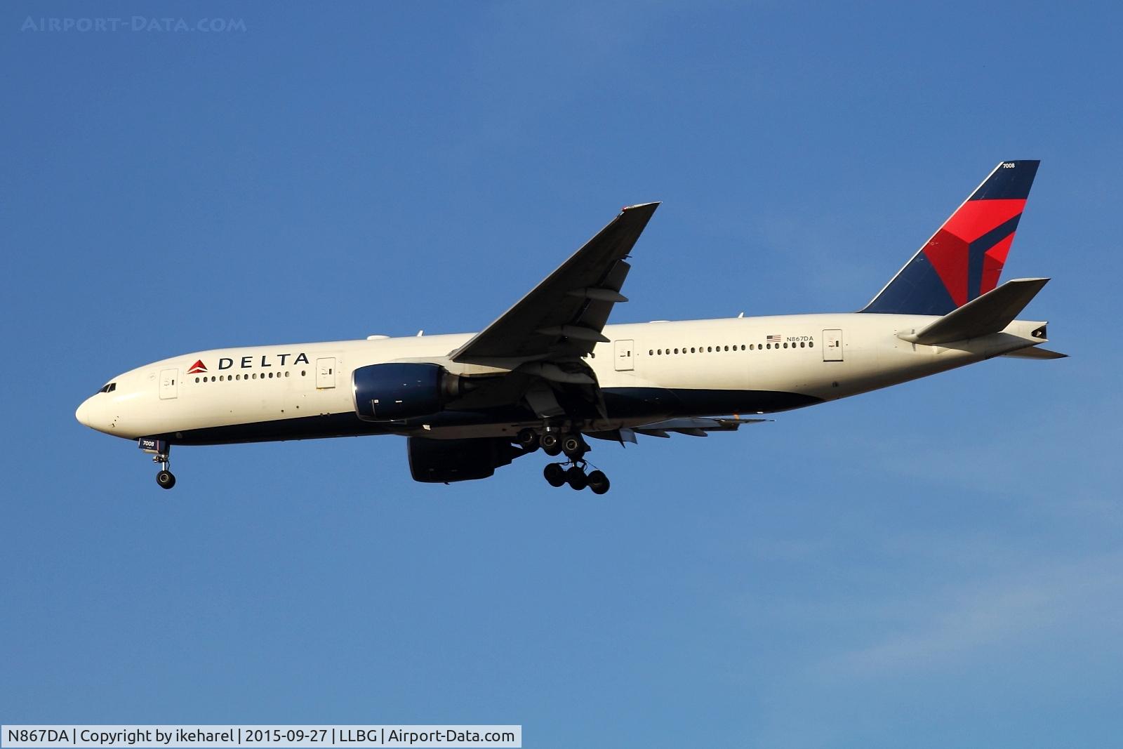 N867DA, 2002 Boeing 777-232 C/N 29743, Flight from JFK, NYC,USA landing on runway 30.