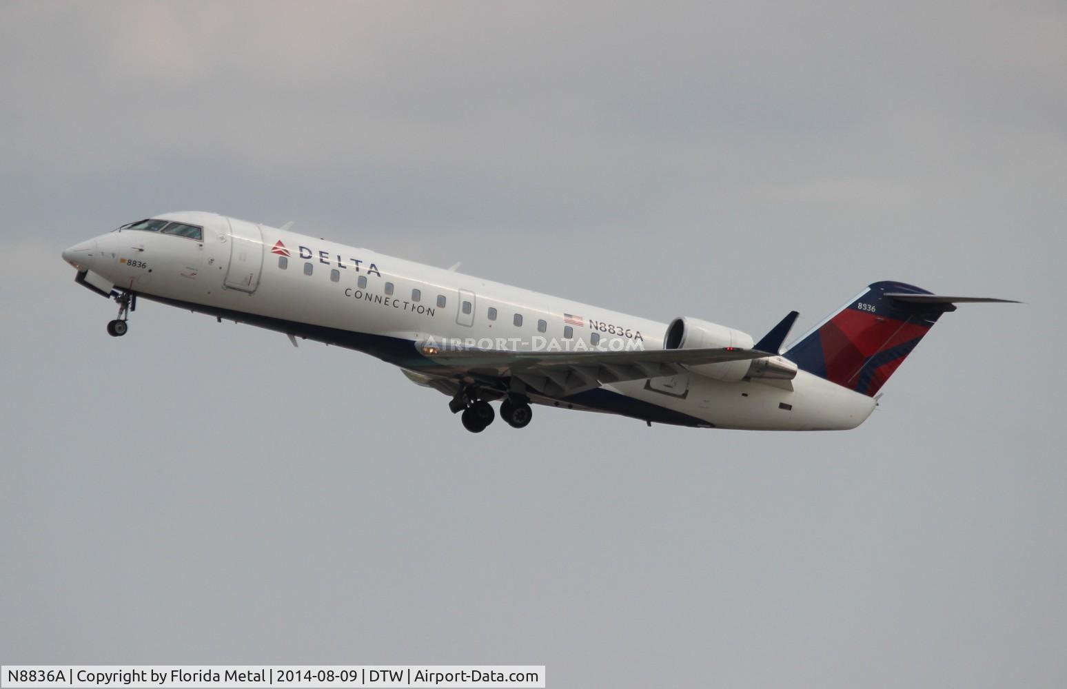 N8836A, 2003 Bombardier CRJ-200 (CL-600-2B19) C/N 7836, Delta Connection CRJ-200