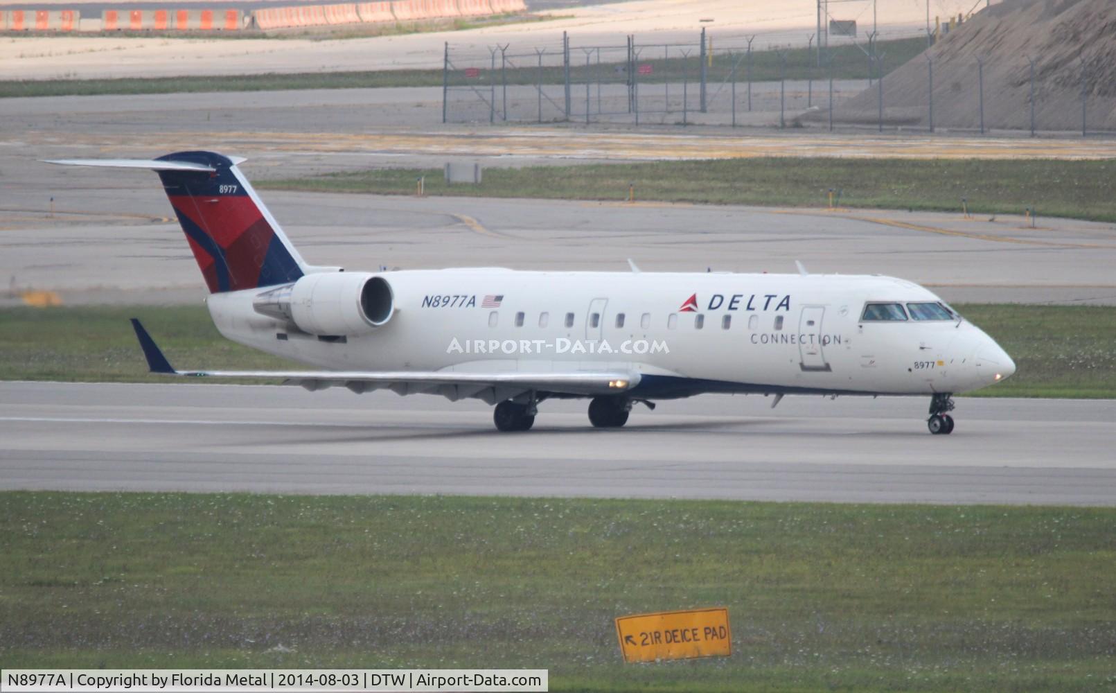N8977A, 2004 Canadair CRJ-440 (CL-600-2B19) Regional Jet C/N 7977, Delta Connection