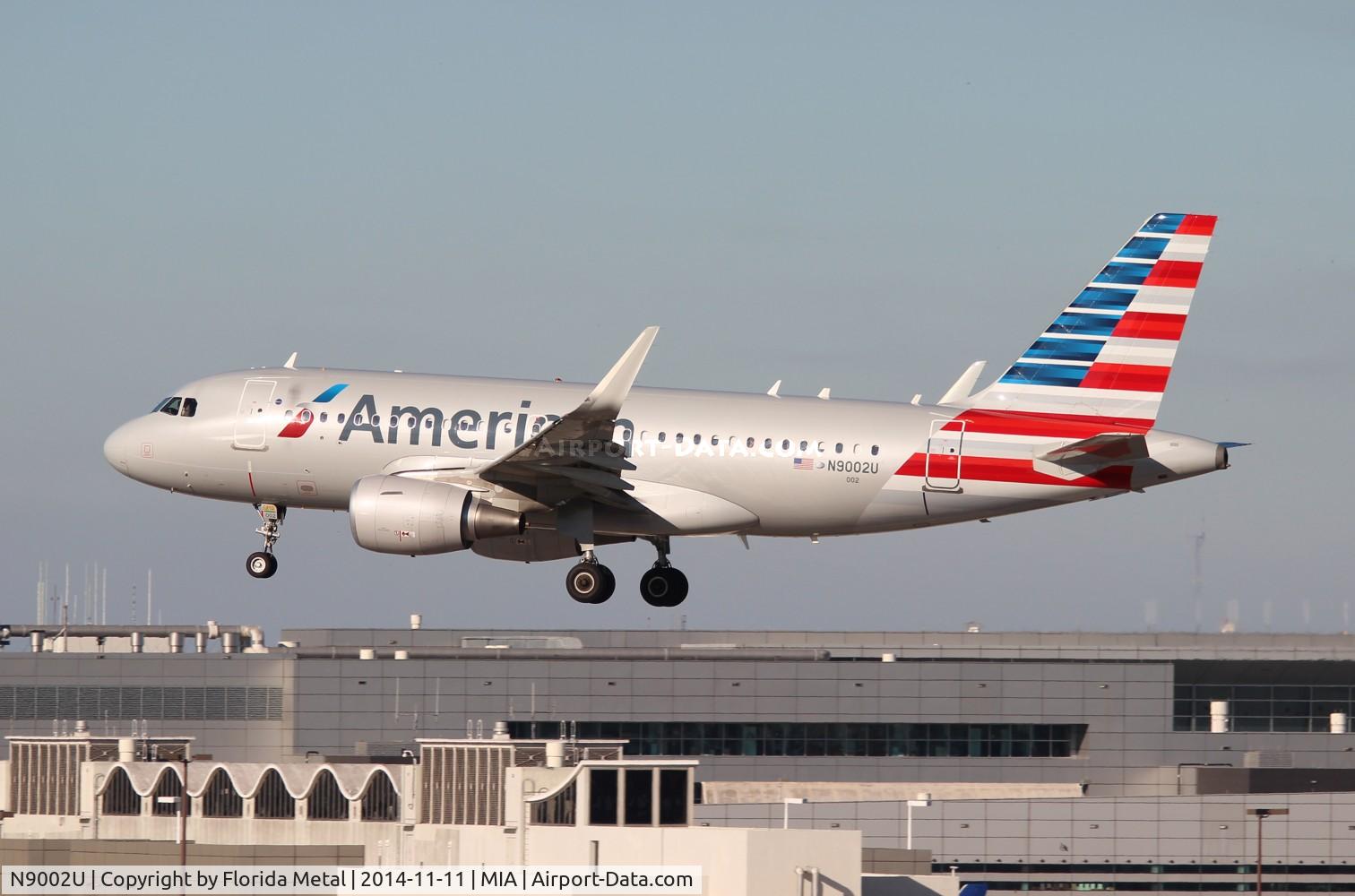 N9002U, 2013 Airbus A319-115 C/N 5698, American