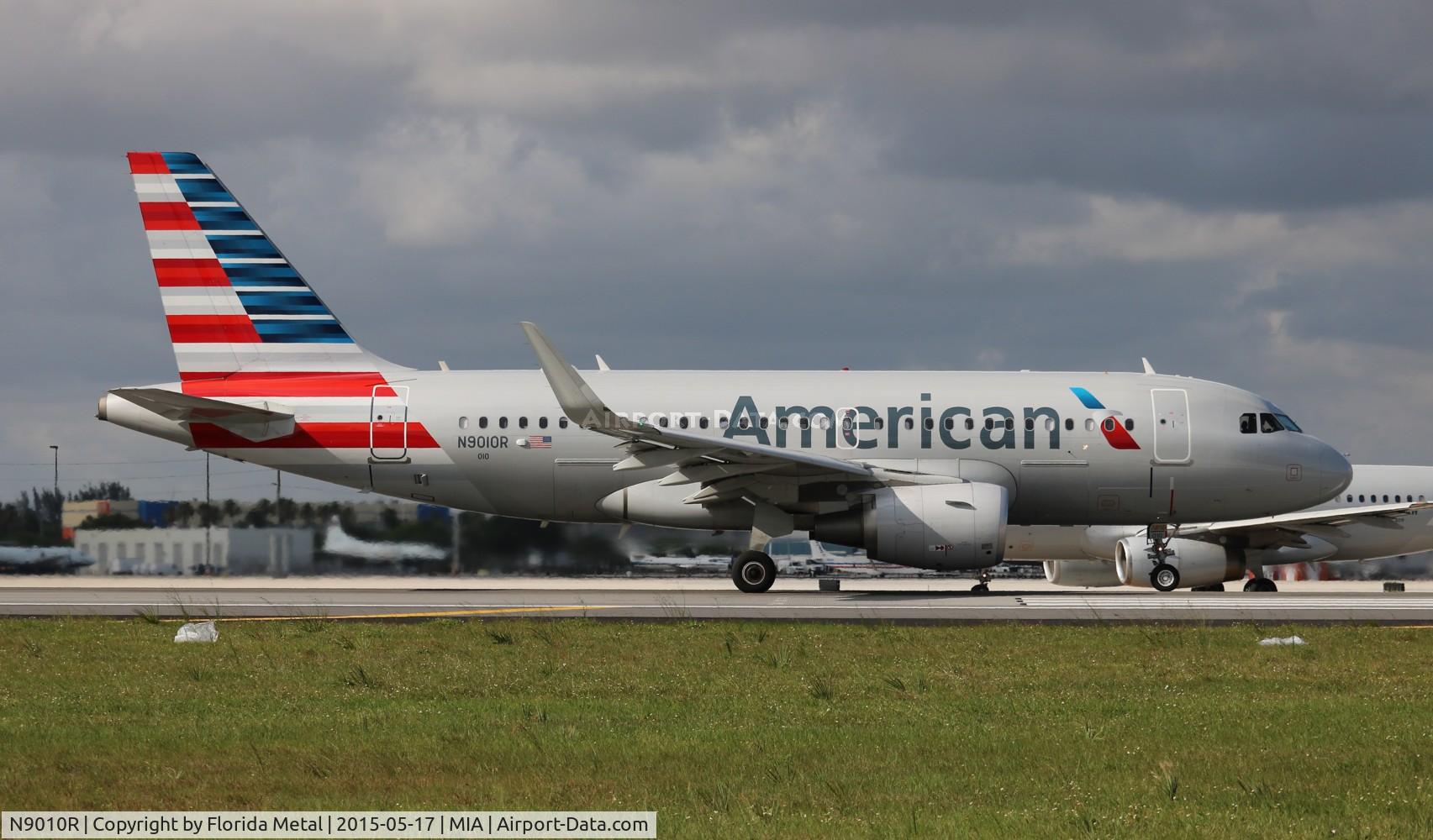 N9010R, 2013 Airbus A319-115 C/N 5789, American