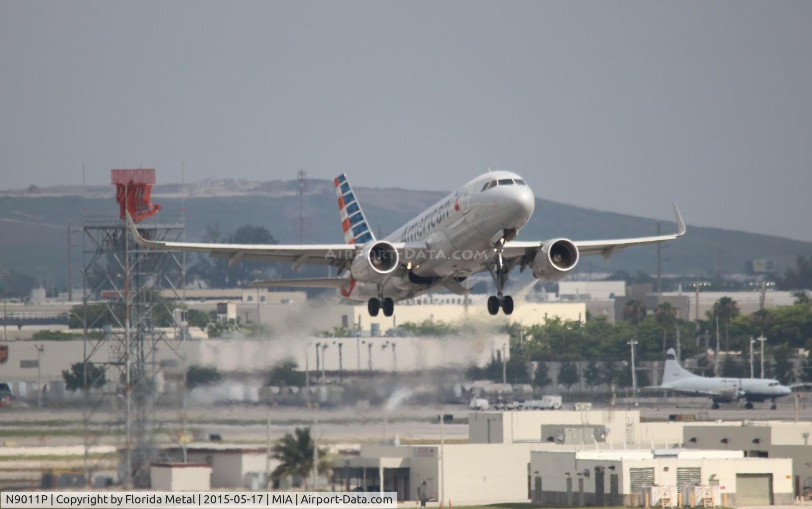 N9011P, 2013 Airbus A319-115 C/N 5798, American