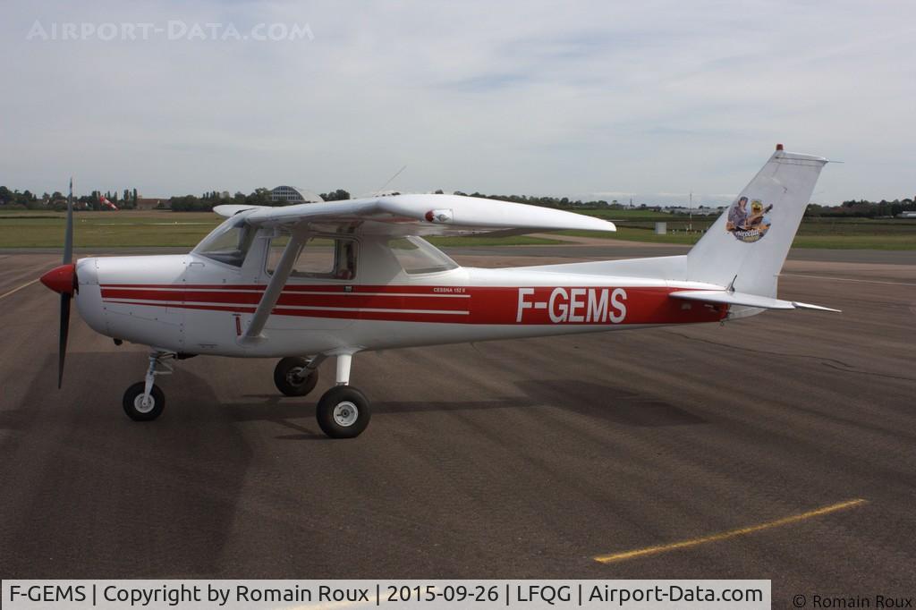 F-GEMS, 1980 Reims F152 C/N 1795, Parked
