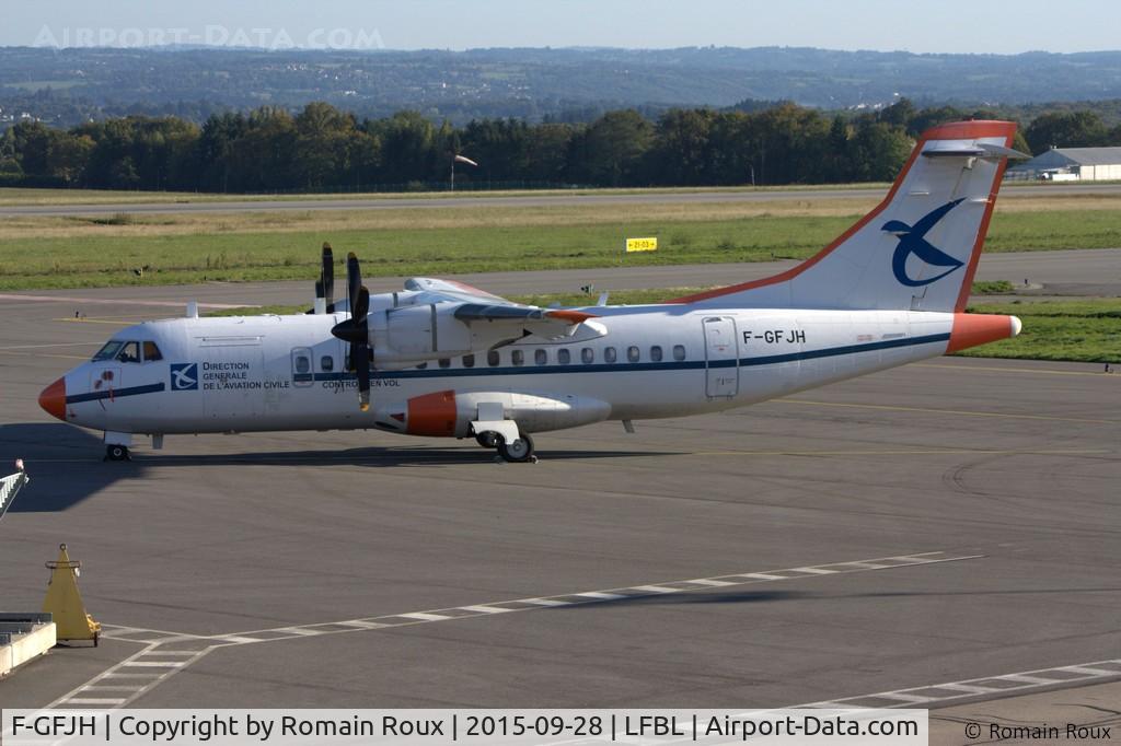F-GFJH, 1987 ATR 42-300 C/N 049, Parked