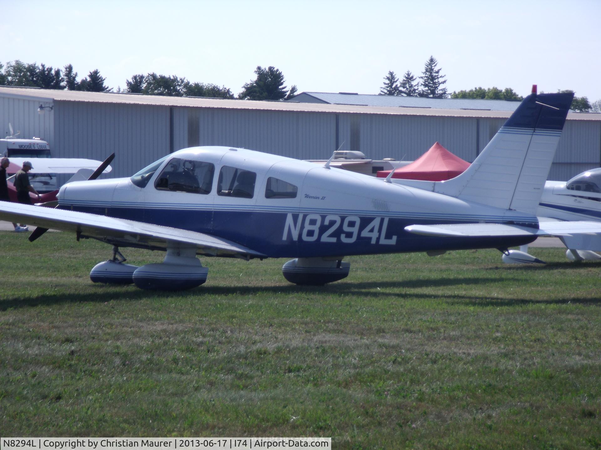 N8294L, 1982 Piper PA-28-161 C/N 28-8316011, PA-28-161