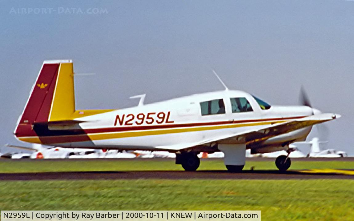 N2959L, 1967 Mooney M20C Ranger C/N 670093, Mooney M.20C Ranger [670093] New Orleans-Lakefront ~N 11/10/2000