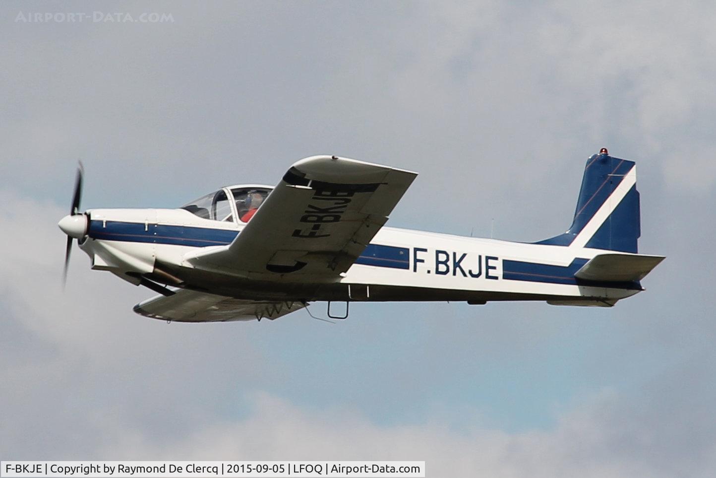 F-BKJE, Wassmer WA-40 Super IV C/N 38, ULM salon Blois.