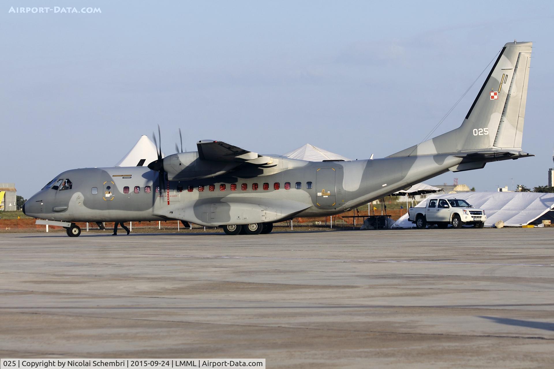 025, CASA C-295M C/N S-025, Support aircraft for the Polish Air Force Orlik team