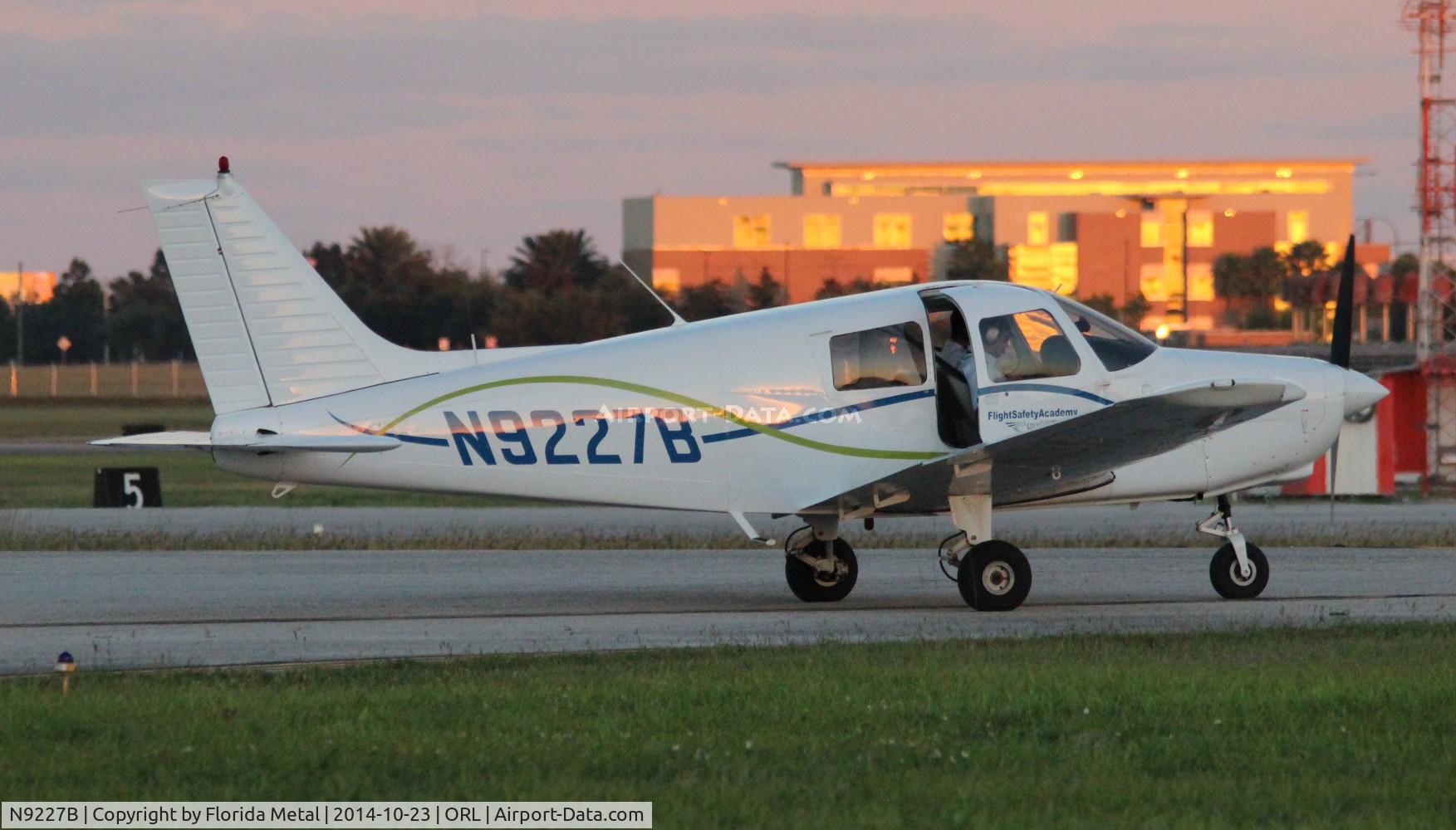 N9227B, 1989 Piper PA-28-161 Warrior Cadet C/N 2841072, PA-28-161