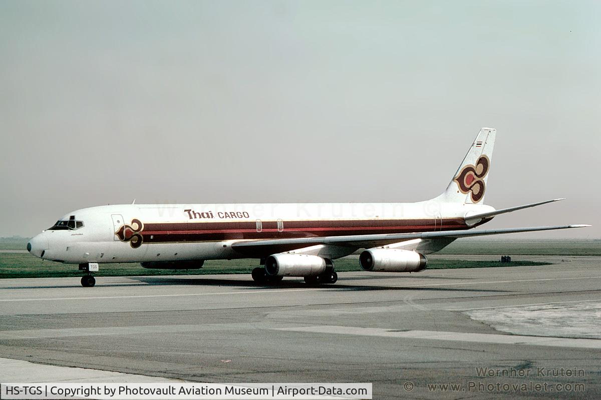 HS-TGS, 1984 Boeing 747-2D7B C/N 22472, HS-TGS taxis in from a landing