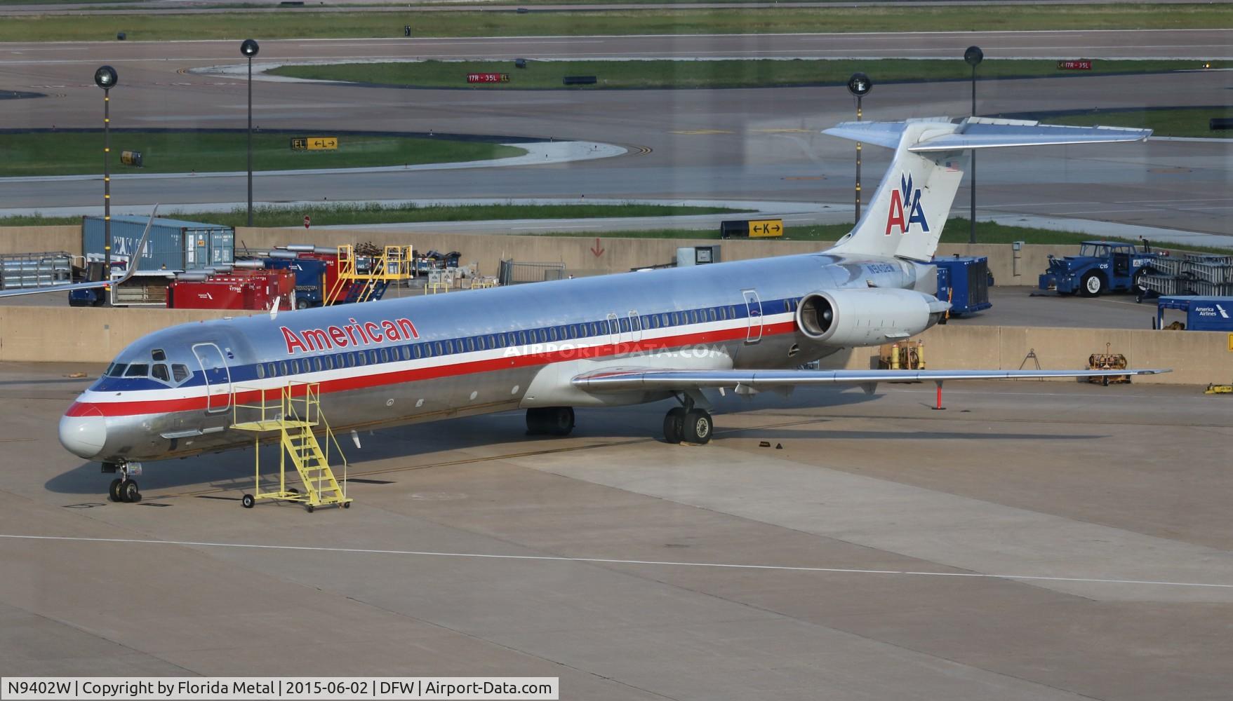 N9402W, 1992 McDonnell Douglas MD-83 (DC-9-83) C/N 53138, American