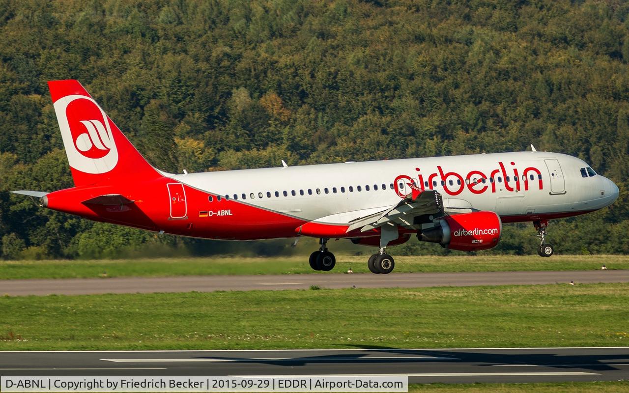 D-ABNL, 2002 Airbus A320-214 C/N 1852, moments prior touchdown, inbound from Palma