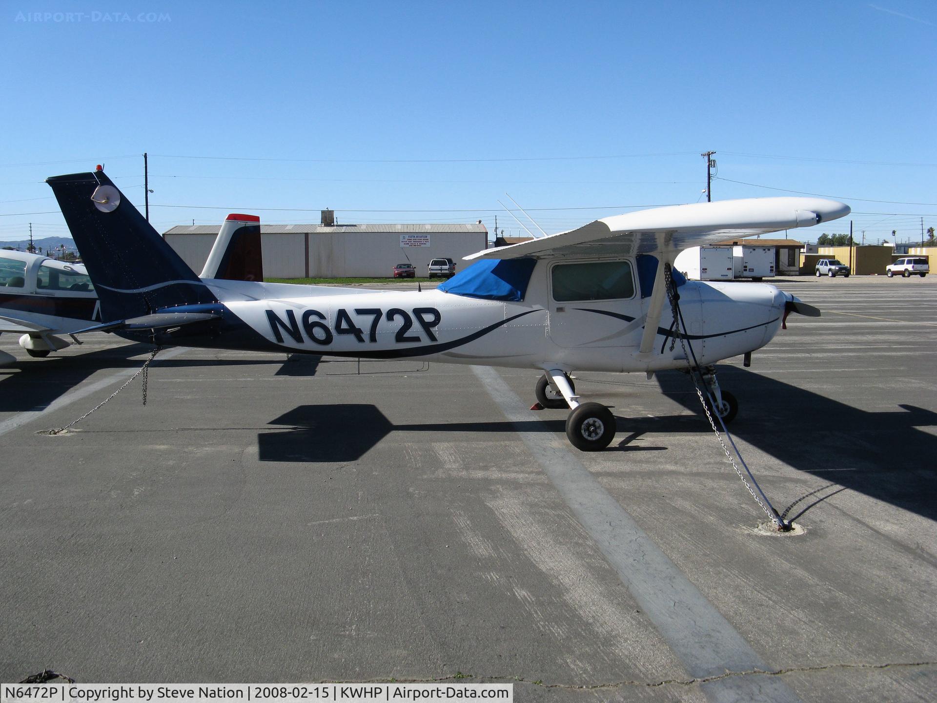 N6472P, 1981 Cessna 152 C/N 15285021, 1981 Cessna 152 @ Whiteman Airport, Pacoima CA (sold to Brazil in Oct 2008)