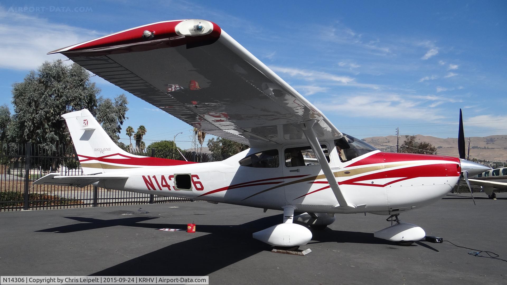 N14306, 2007 Cessna T182T Turbo Skylane C/N T18208681, Palo Alto-based Cessna 182 visiting for avionics maintenance at Reid Hillview Airport, San Jose, CA.