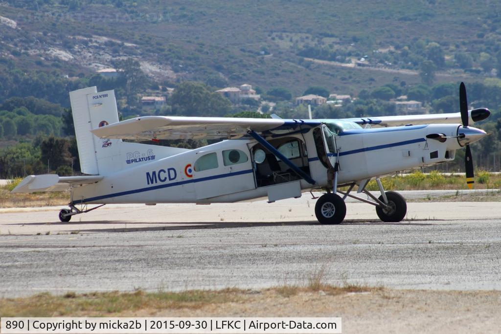 890, Pilatus PC-6/B2-H4 Turbo Porter C/N 890, Parked