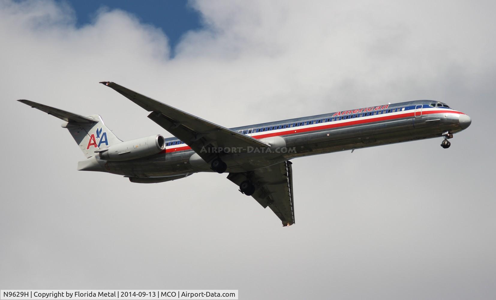 N9629H, 1998 McDonnell Douglas MD-83 (DC-9-83) C/N 53599, American