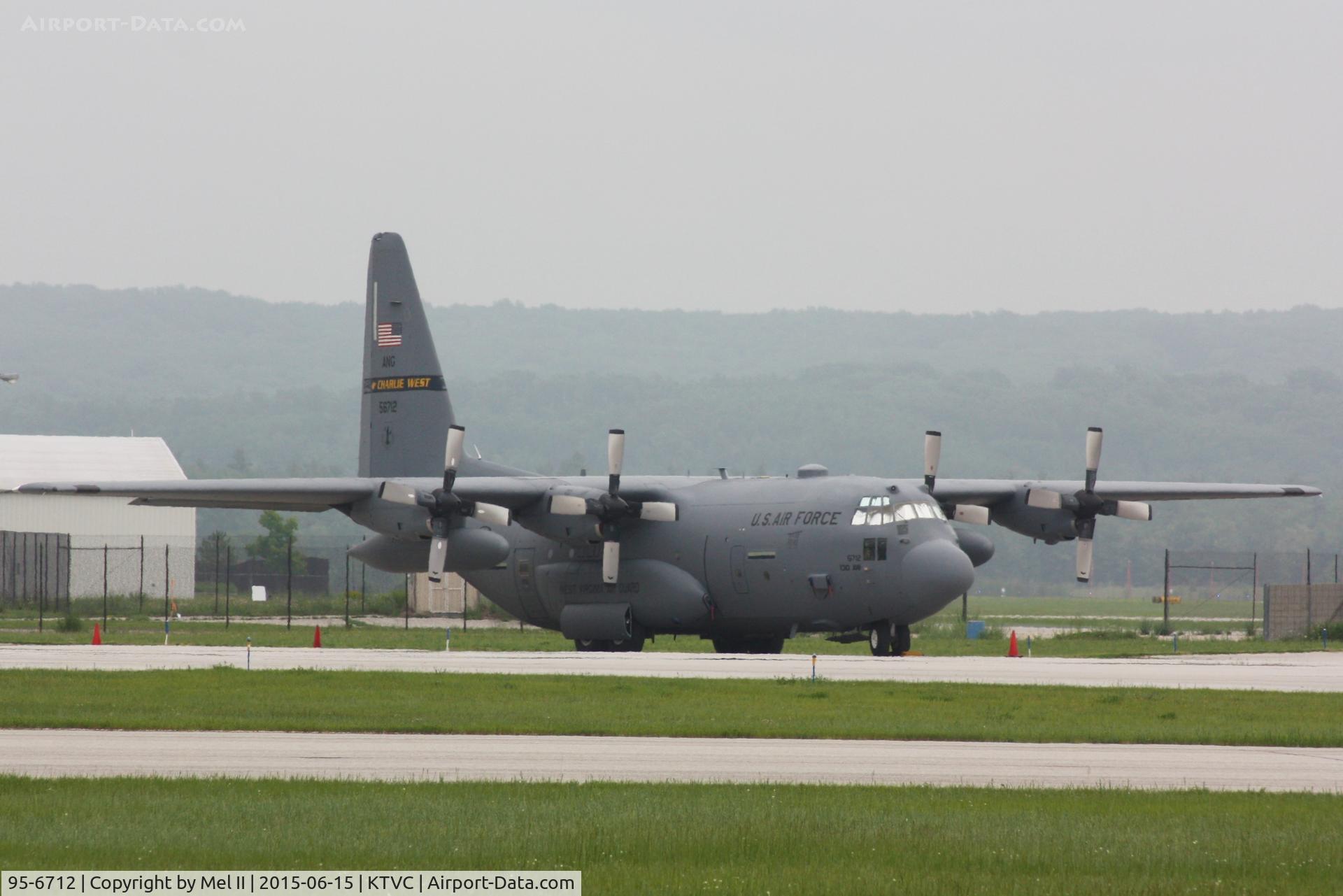 95-6712, 1995 Lockheed C-130H-3 Hercules C/N 382-5420, Parked